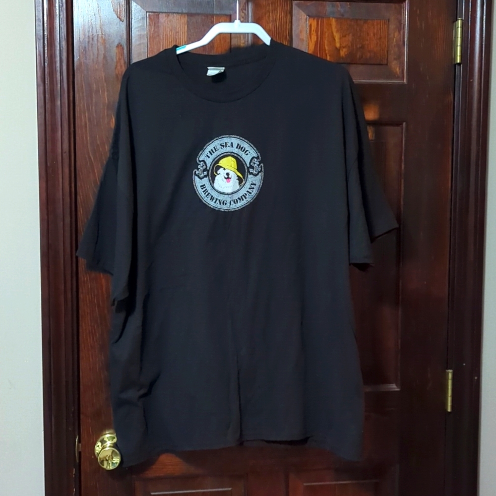 Men's Sea Dog Brewing Company T-shirt nwot
